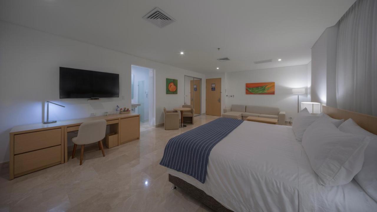 Hotel Dann Carlton Barranquilla Y Centro De Convenciones Exterior photo A room at the hotel